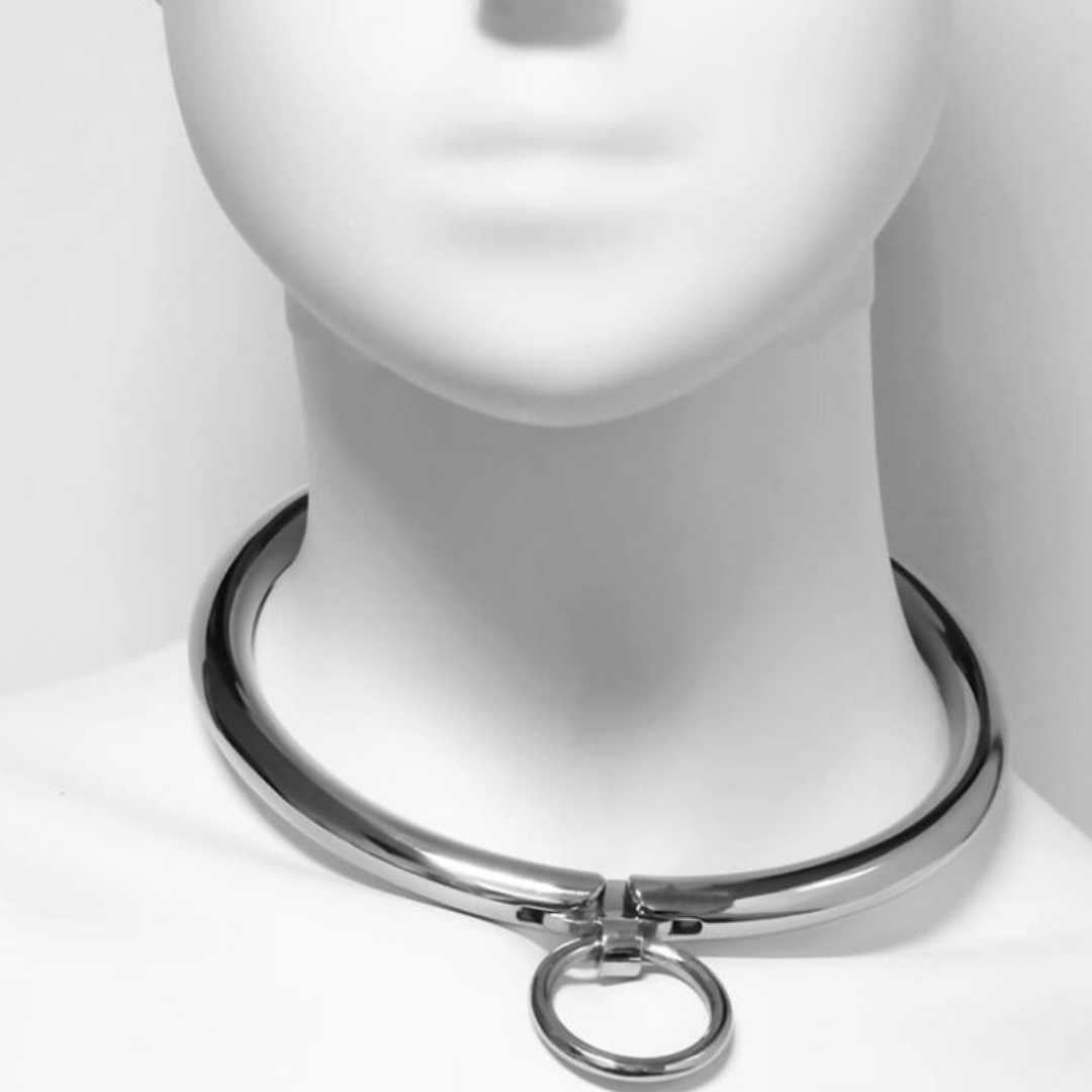 Halsband aus Metall