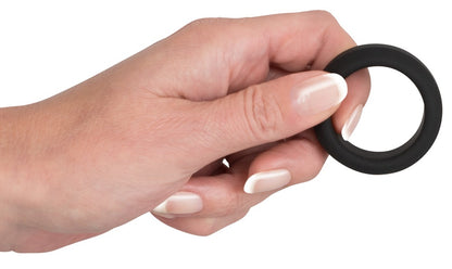 Black Velvets - Penisring mit Druckeffekt