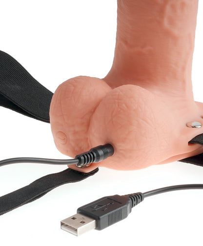 Fetish Fantasy - Strap-on mit Hoden
