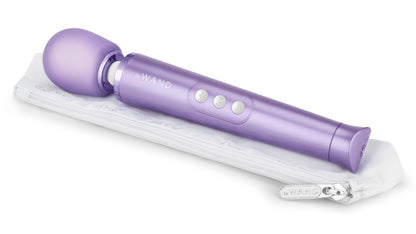 Le Wand - Petite Rechargeable Vibrating Massager