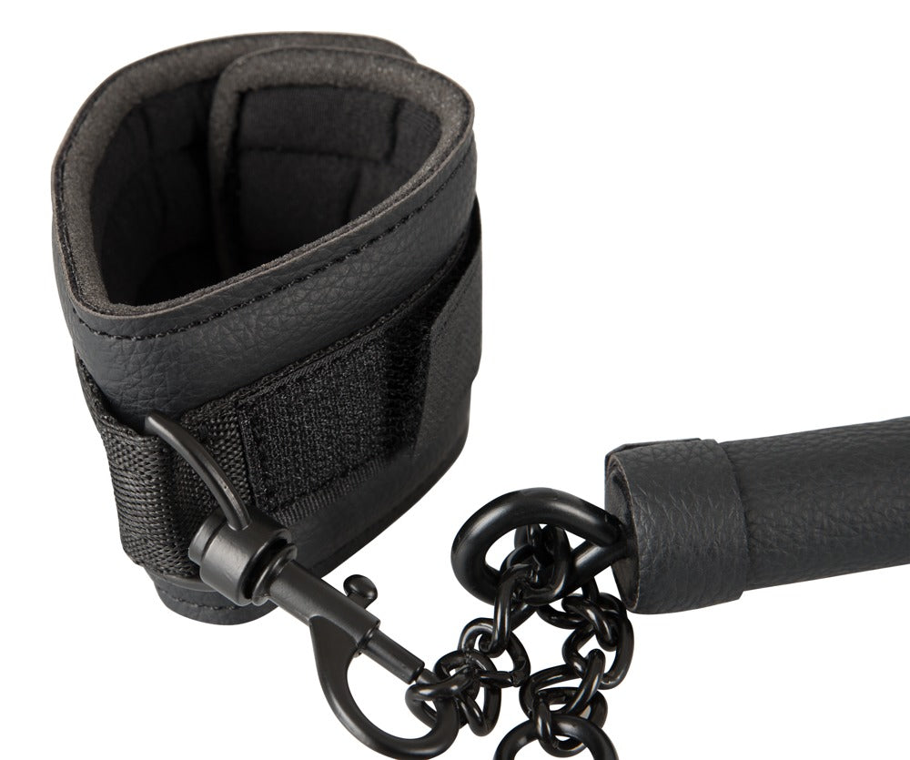 fetish Collection - Stabile Spreizstange mit Ringen für Fesseln