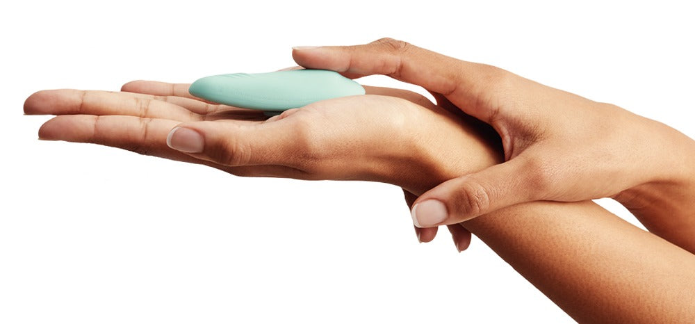 We-Vibe - Moxie+ Aqua - Panty-Vibrator mit Fernbedienung