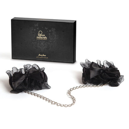 Bijoux - Elegante Handschellen aus Satin & Organza