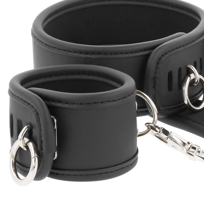 Fetish Submissive - Halskette und Handschellen aus veganem Leder